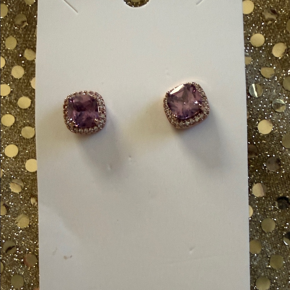 Chic Lavender Stud Earrings